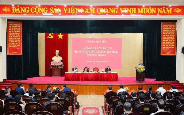 Ninh Bình: Ban Chấp hành Đảng bộ tỉnh quán triệt các Chỉ thị, Kết luận của Bộ Chính trị, Ban Bí thư